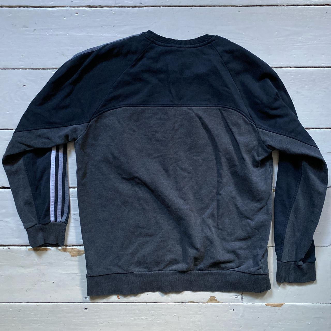 Adidas Essentials Jumper (Large)
