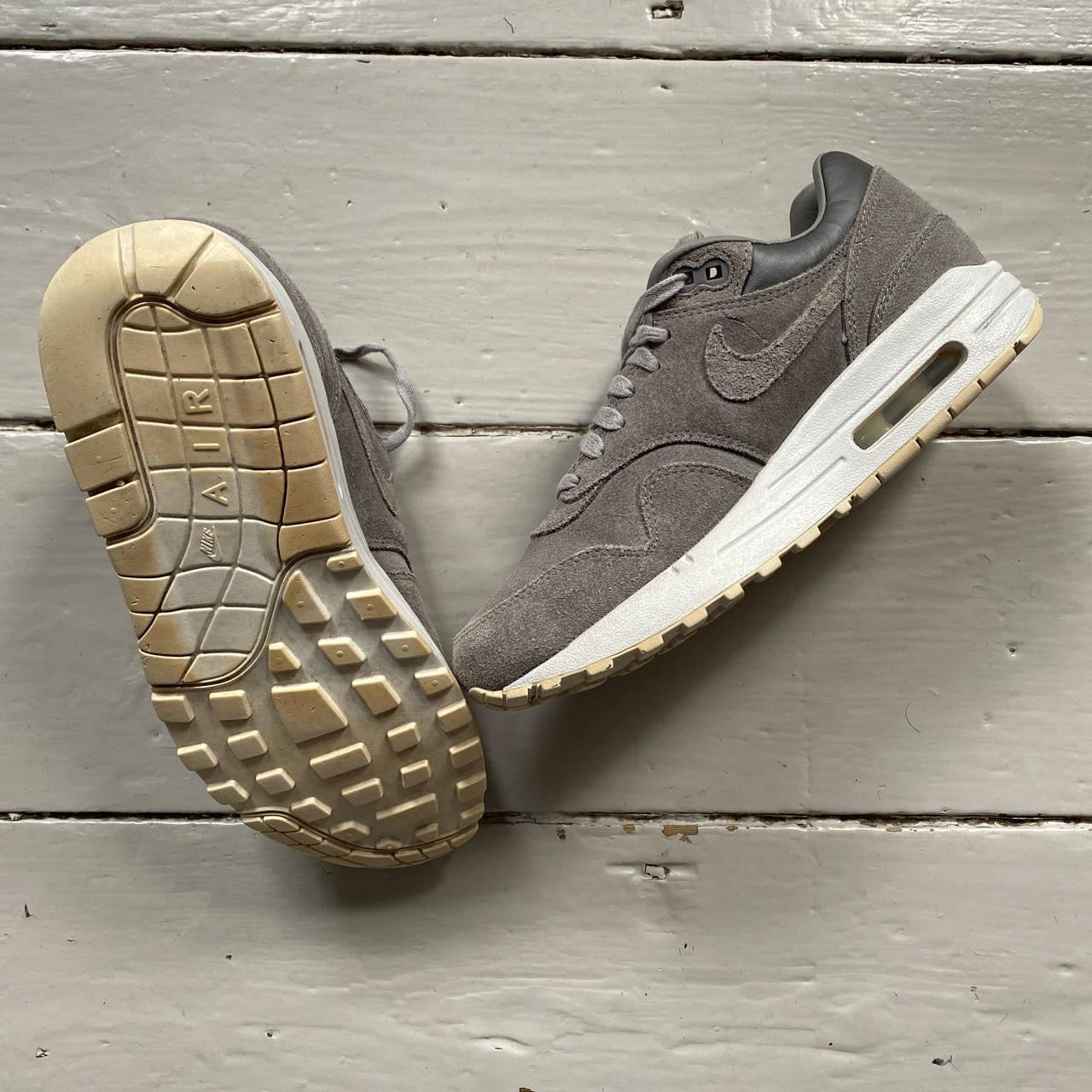 Nike Air Max 1 Grey Suede (UK 4)