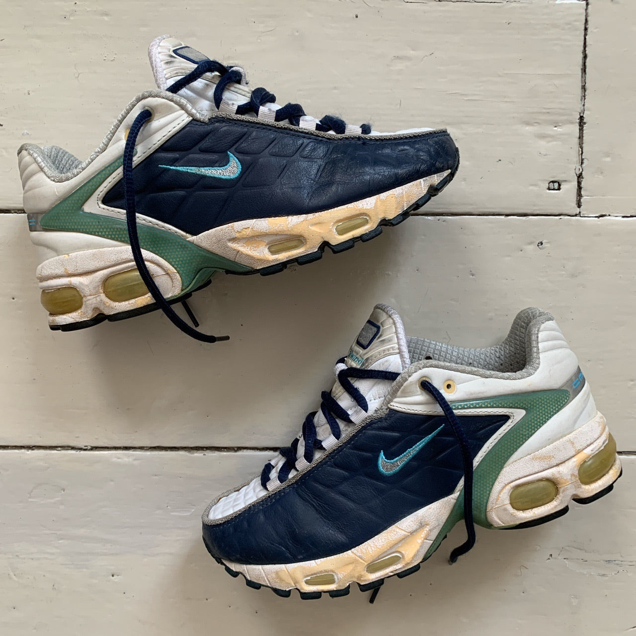 Nike Tailwind Vintage 2001 (UK 4)