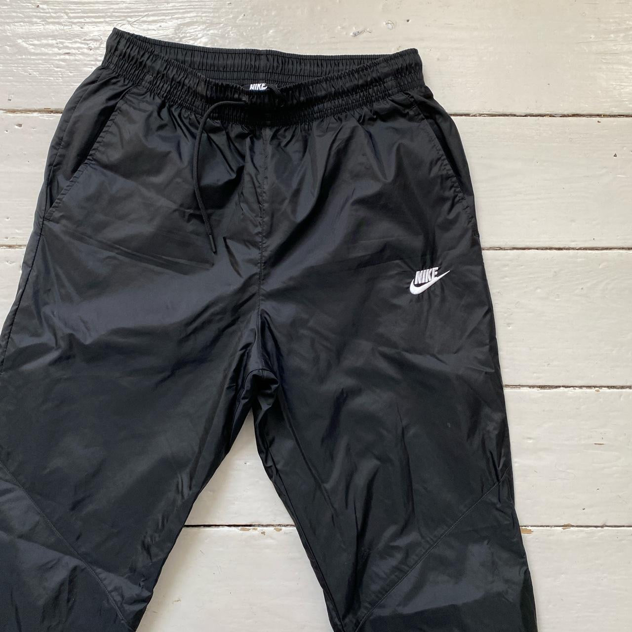 Nike Swoosh White and Black Shell Bottoms (Medium)