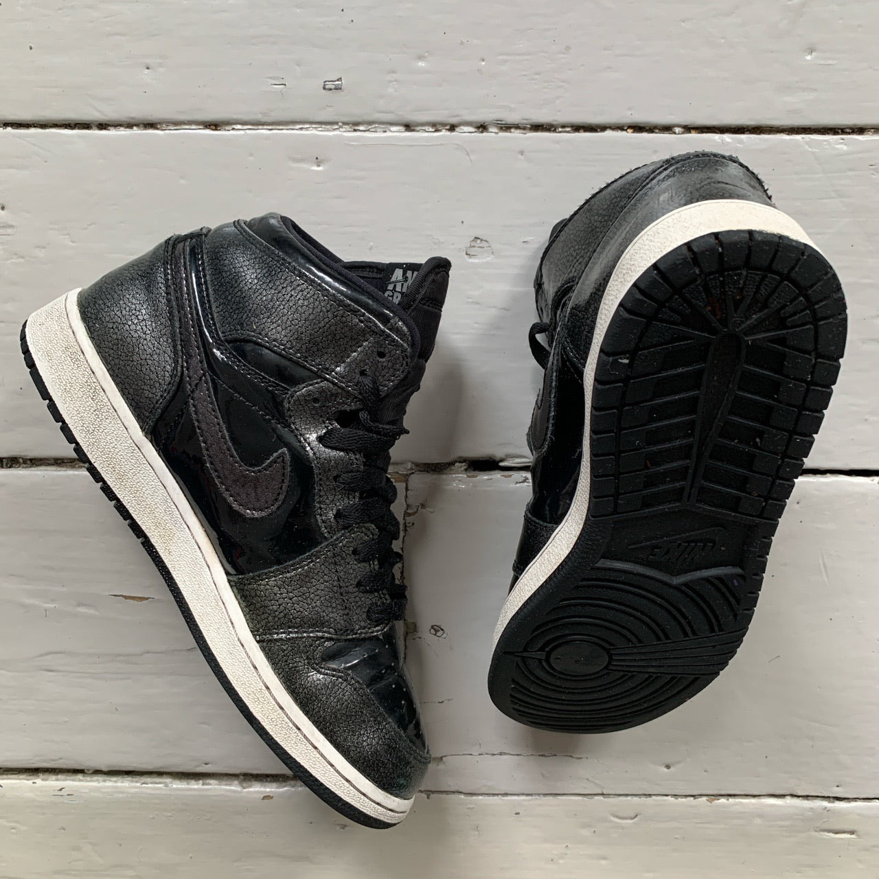 Nike Jordan 1 Patent Black (UK 5.5)