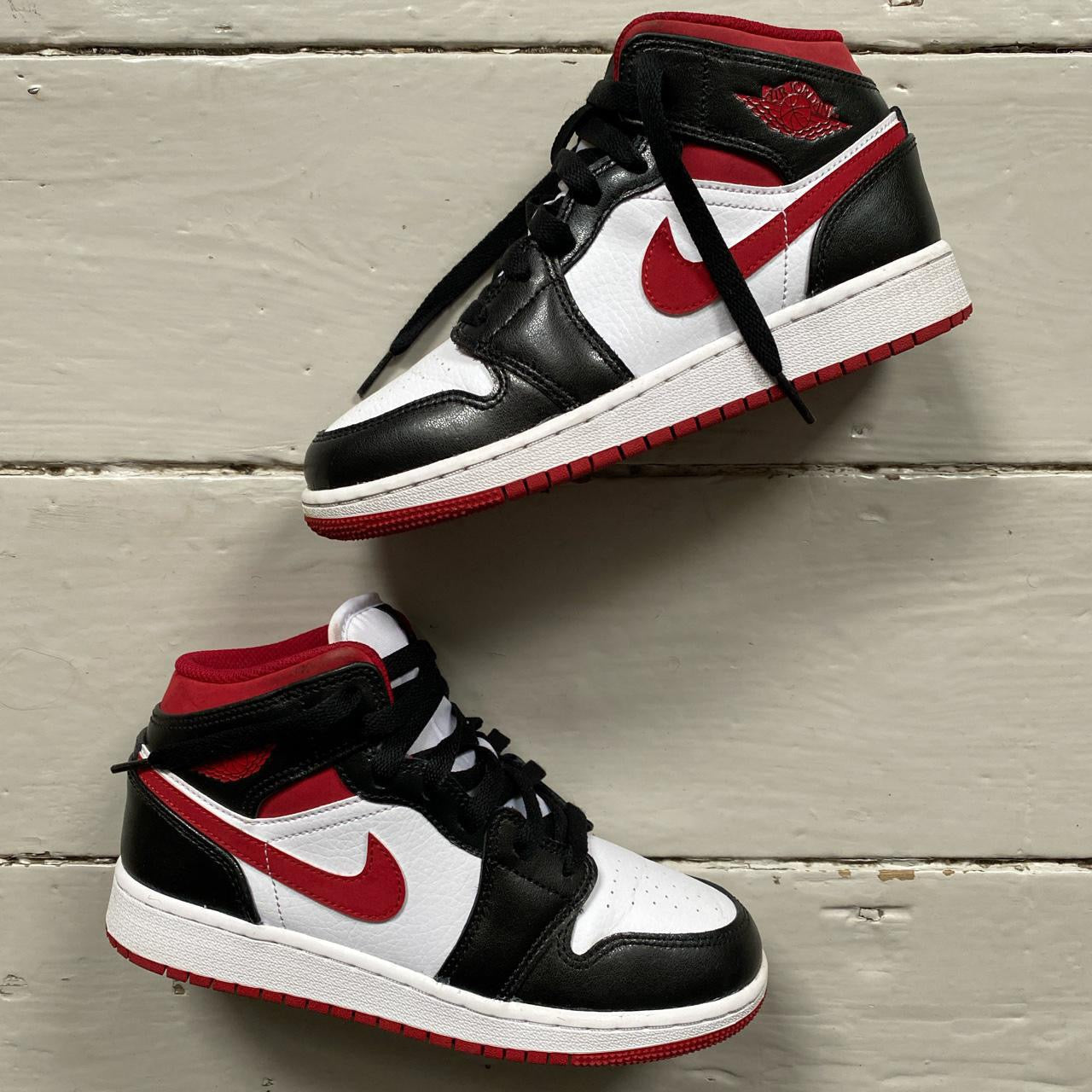 Jordan 1 Mid Gym Red (UK 3)
