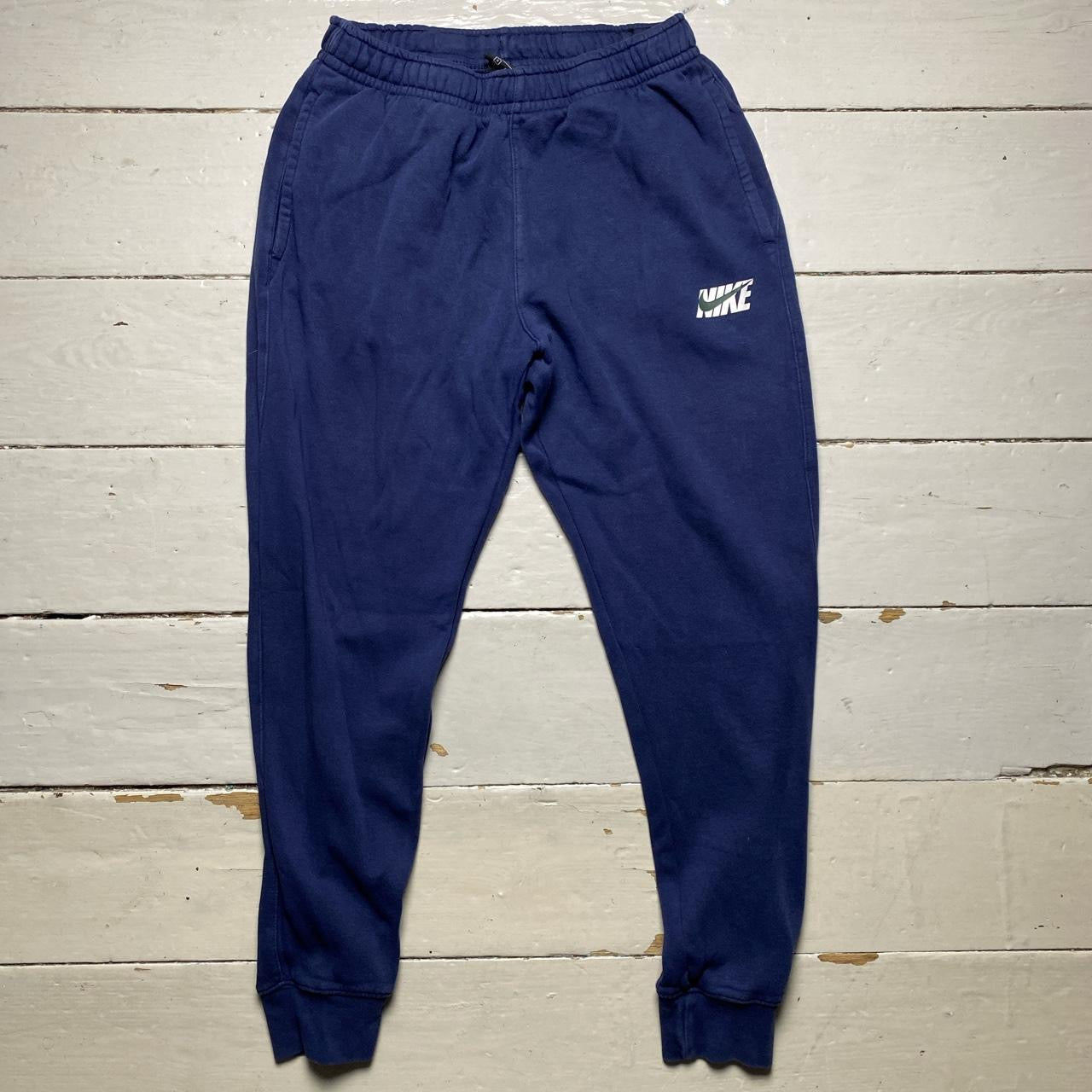 Nike Club Swoosh Joggers (Small)