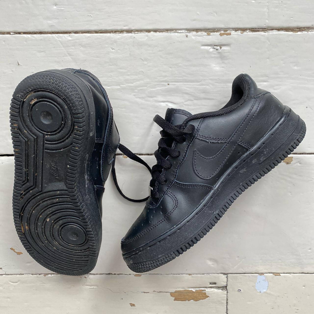 Nike Air Force 1 Black (UK 4.5)