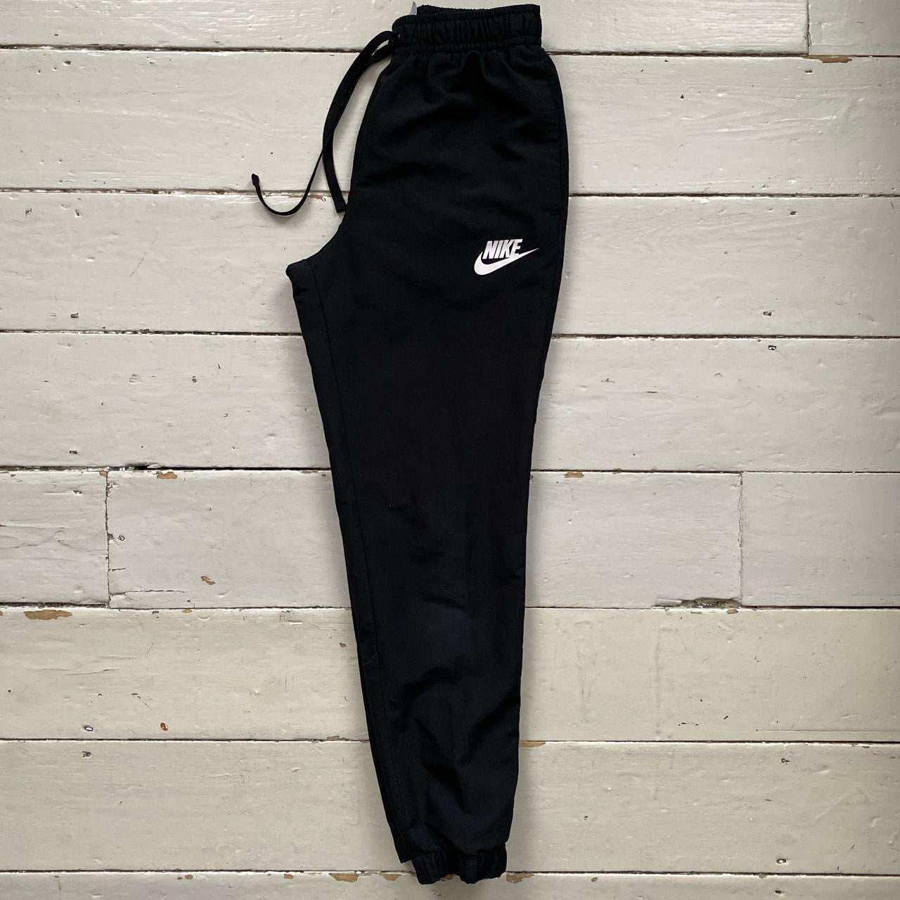 Nike Swoosh Shell Bottoms (Small)