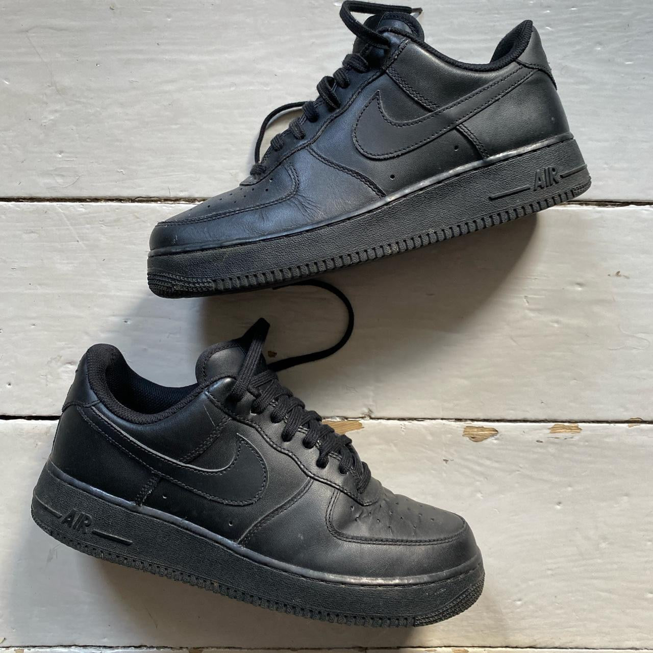 Nike Air Force 1 Black (UK 8)