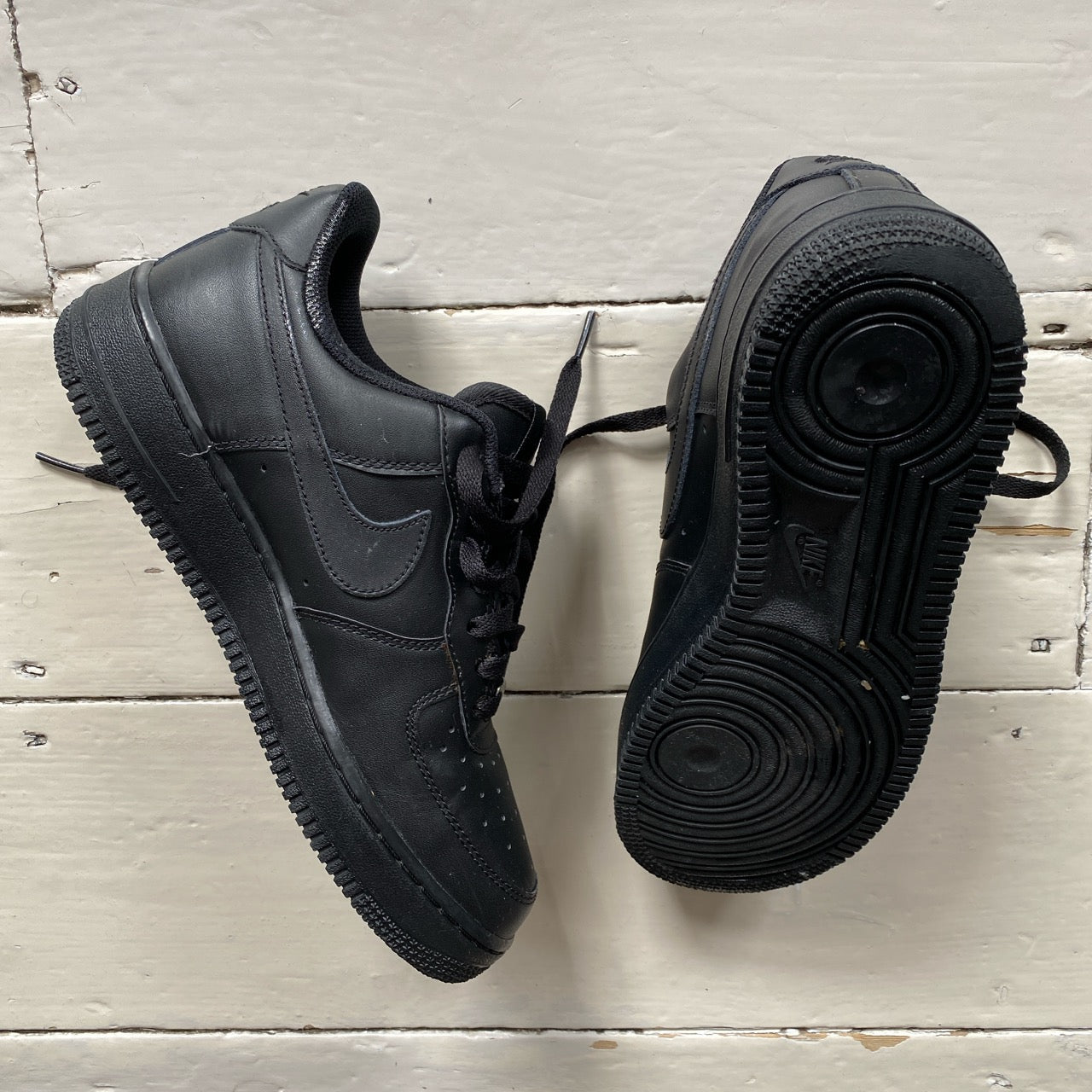 Nike Air Force 1 Black (UK 6)