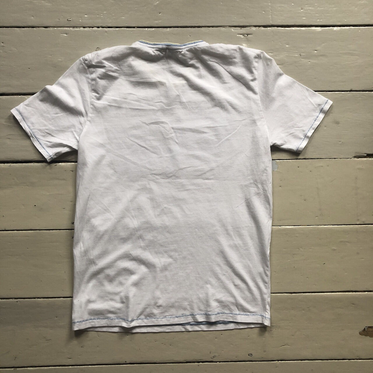 Yves Saint Laurent T Shirt (Small)