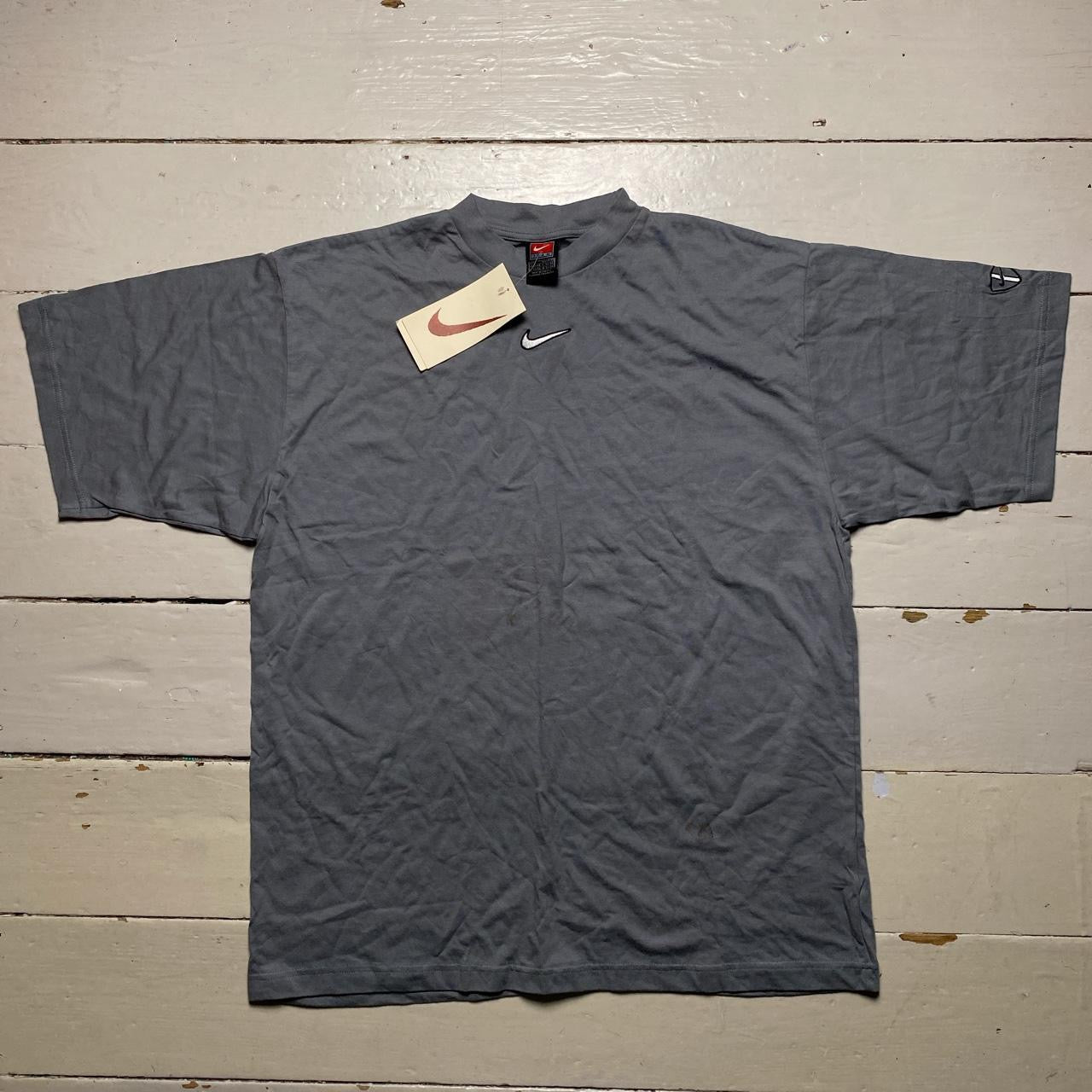 Nike Centre Swoosh 90βs T Shirt (Large)