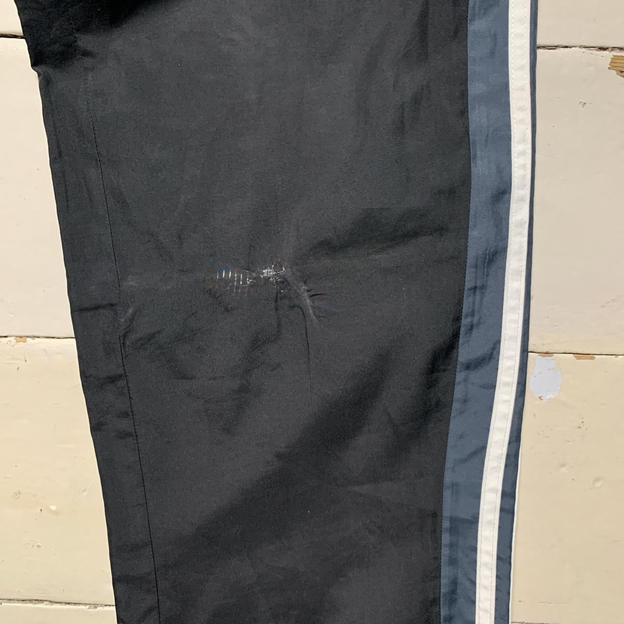 Adidas Baggy Shell Bottoms (Medium)