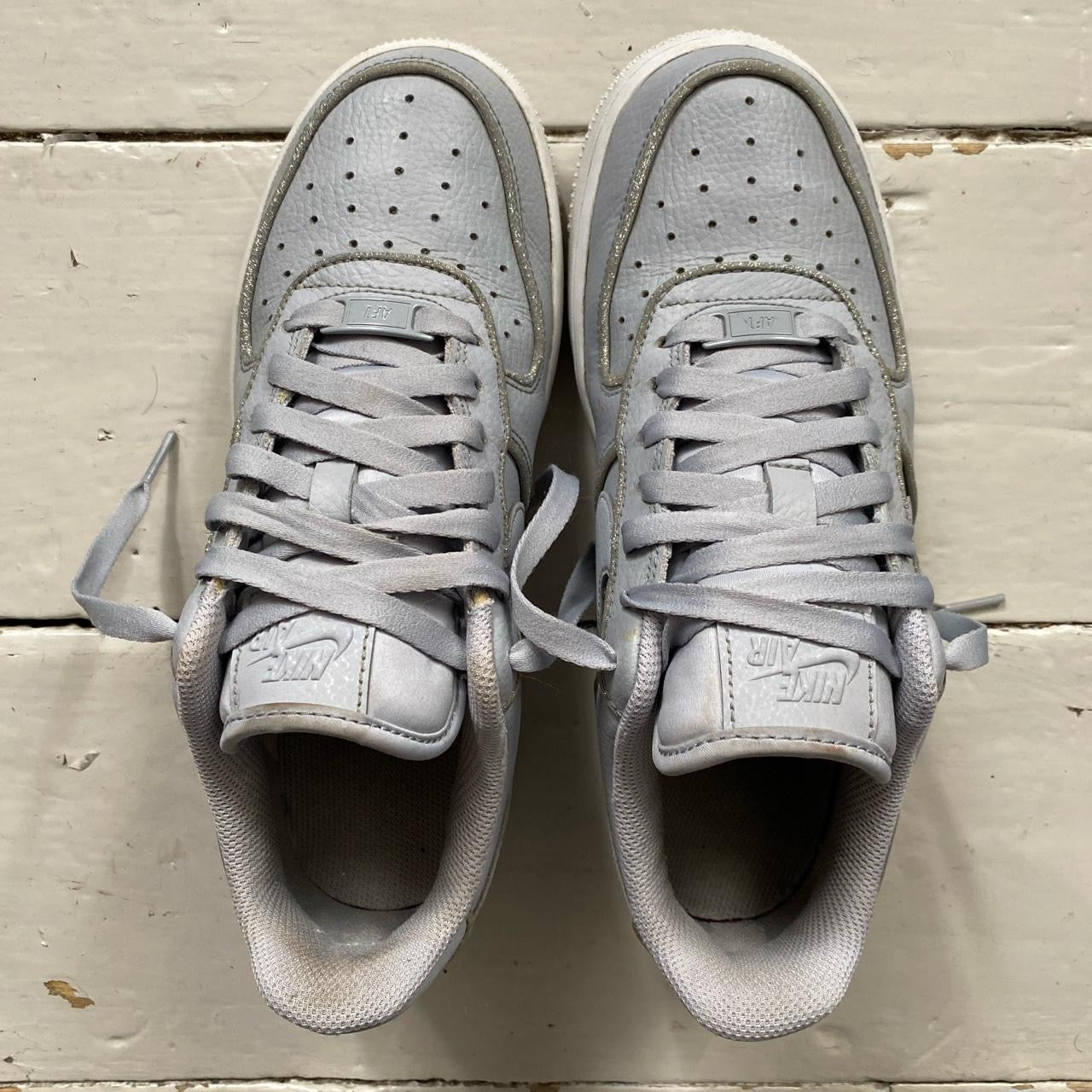 Nike Air Force 1 Silver (UK 5)