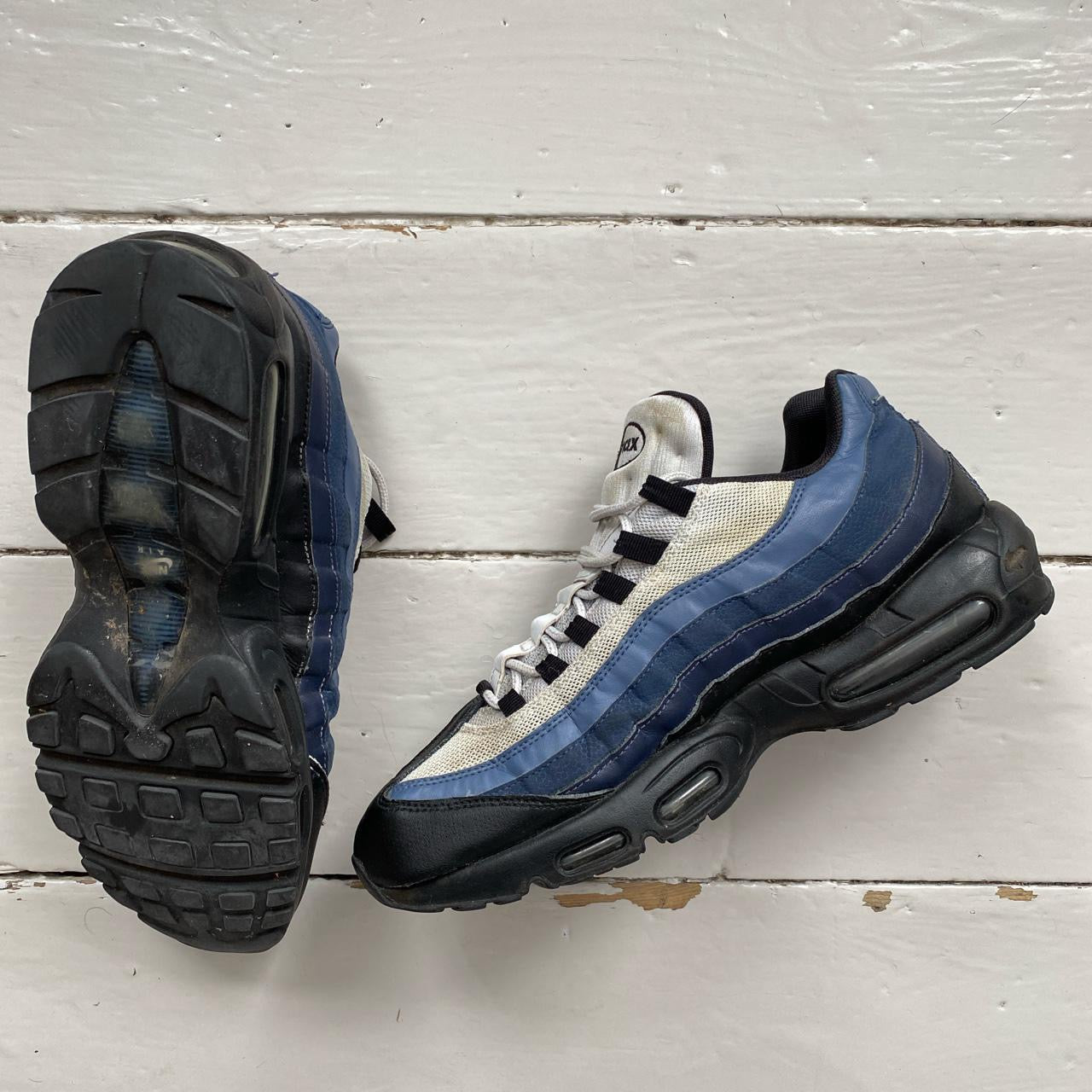 Nike Air Max 95 Navy and White (UK 11)
