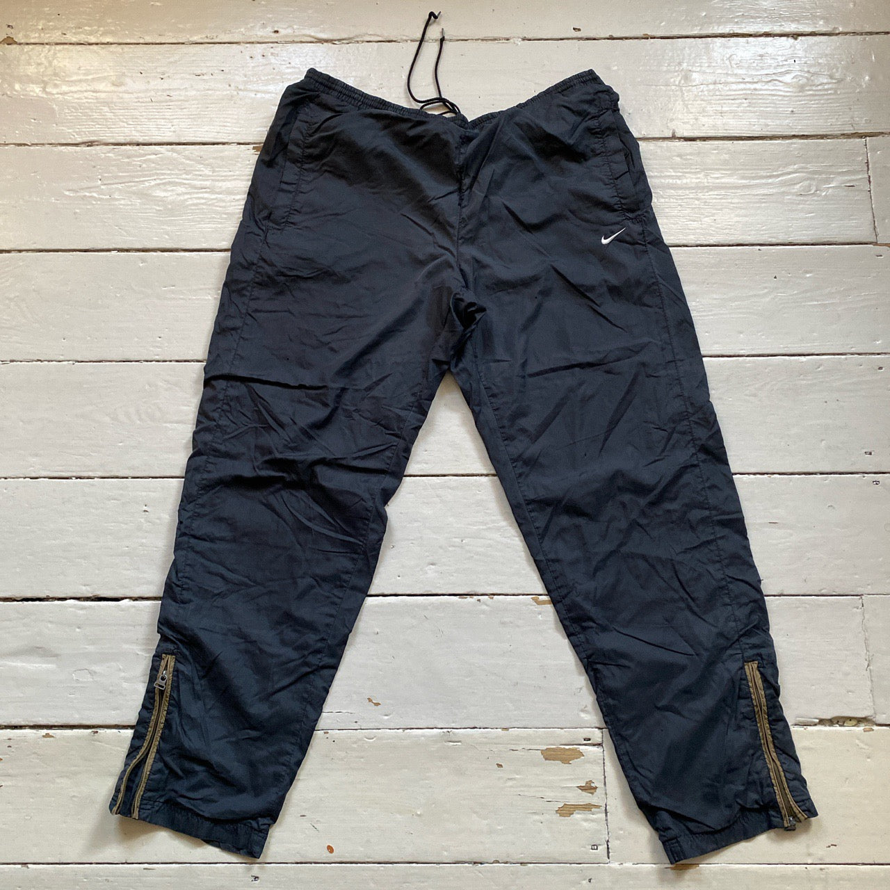 Nike White Swoosh Navy Shell Bottoms (Large)