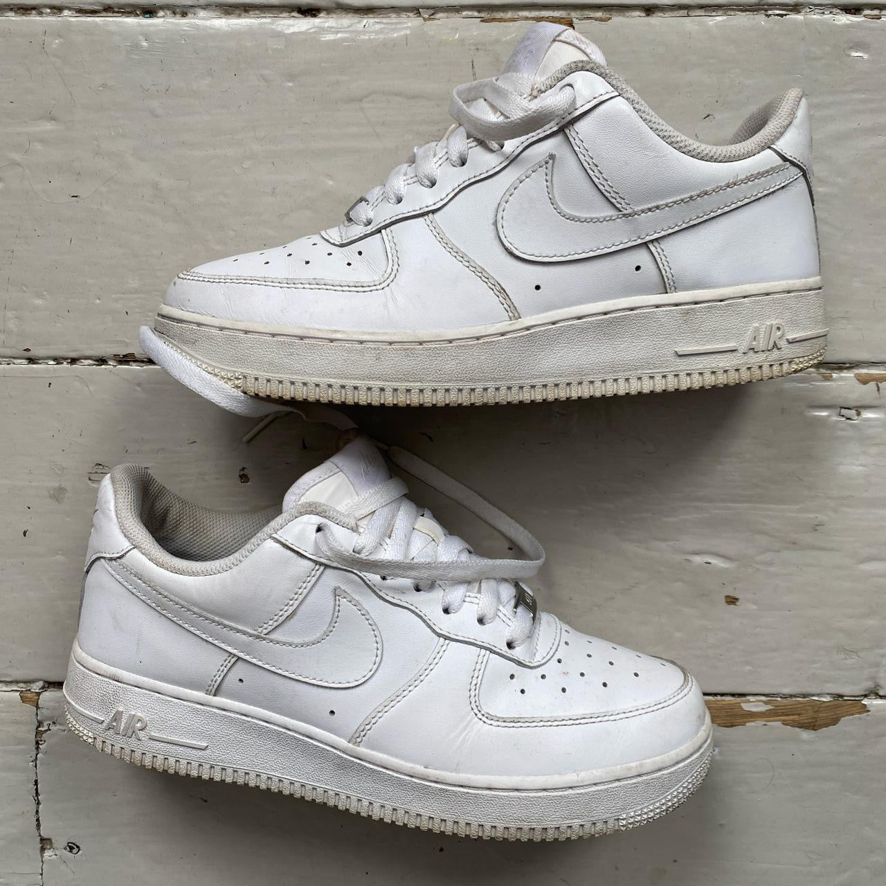 Nike Air Force 1 White (UK 6)
