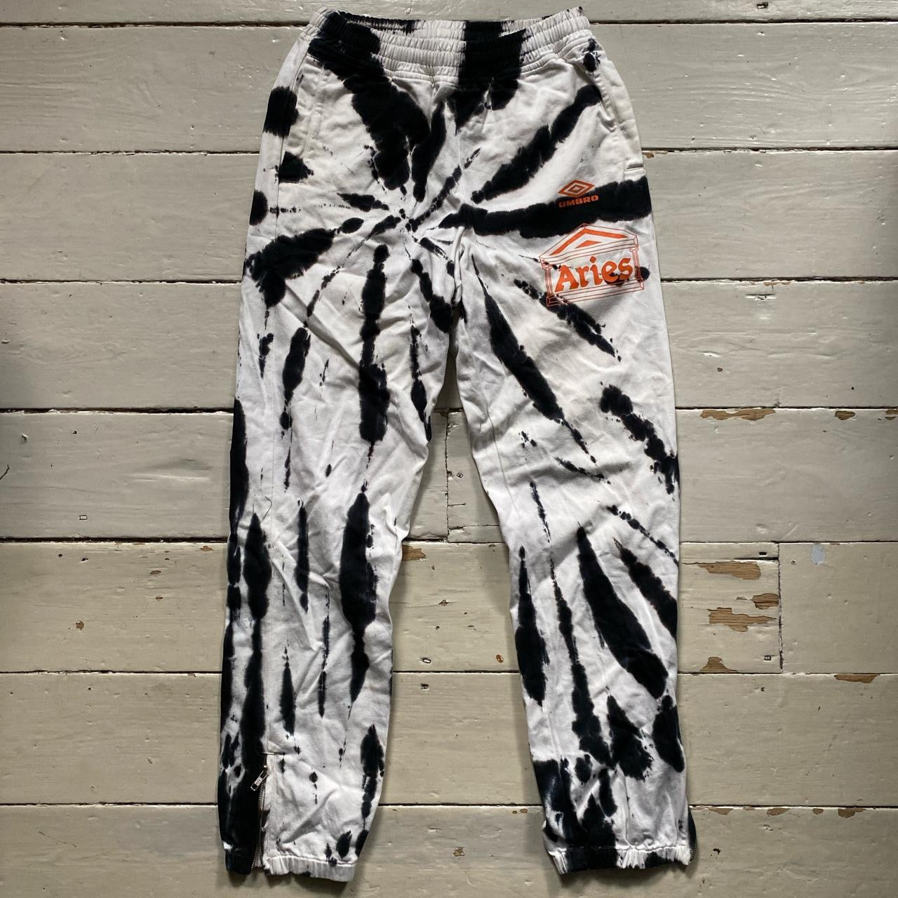 Aries Umbro Bottoms (XS)