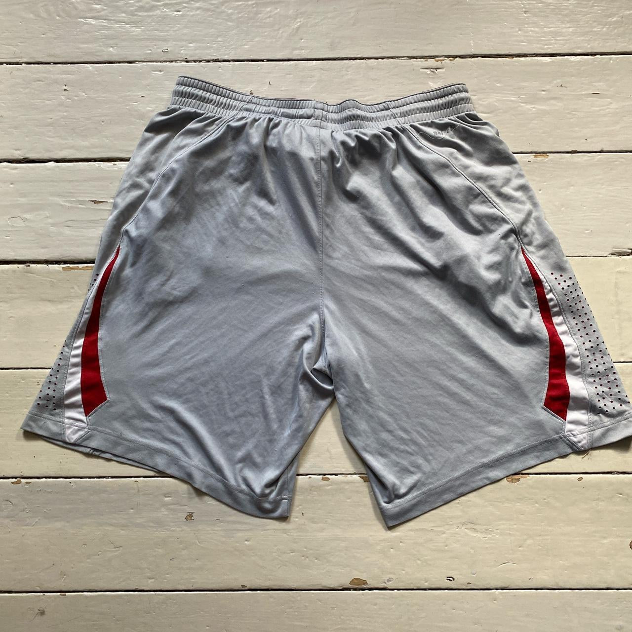 Nike Vintage Basketball Shorts (XL)