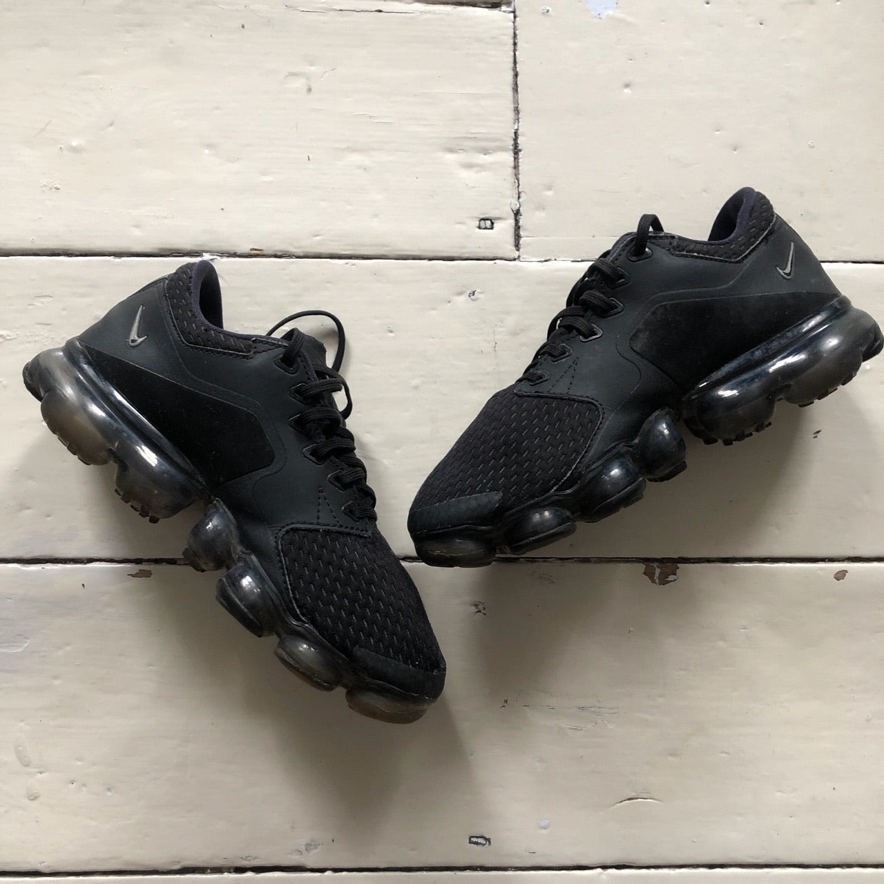 Nike Vapormax Black and Silver (UK 4)