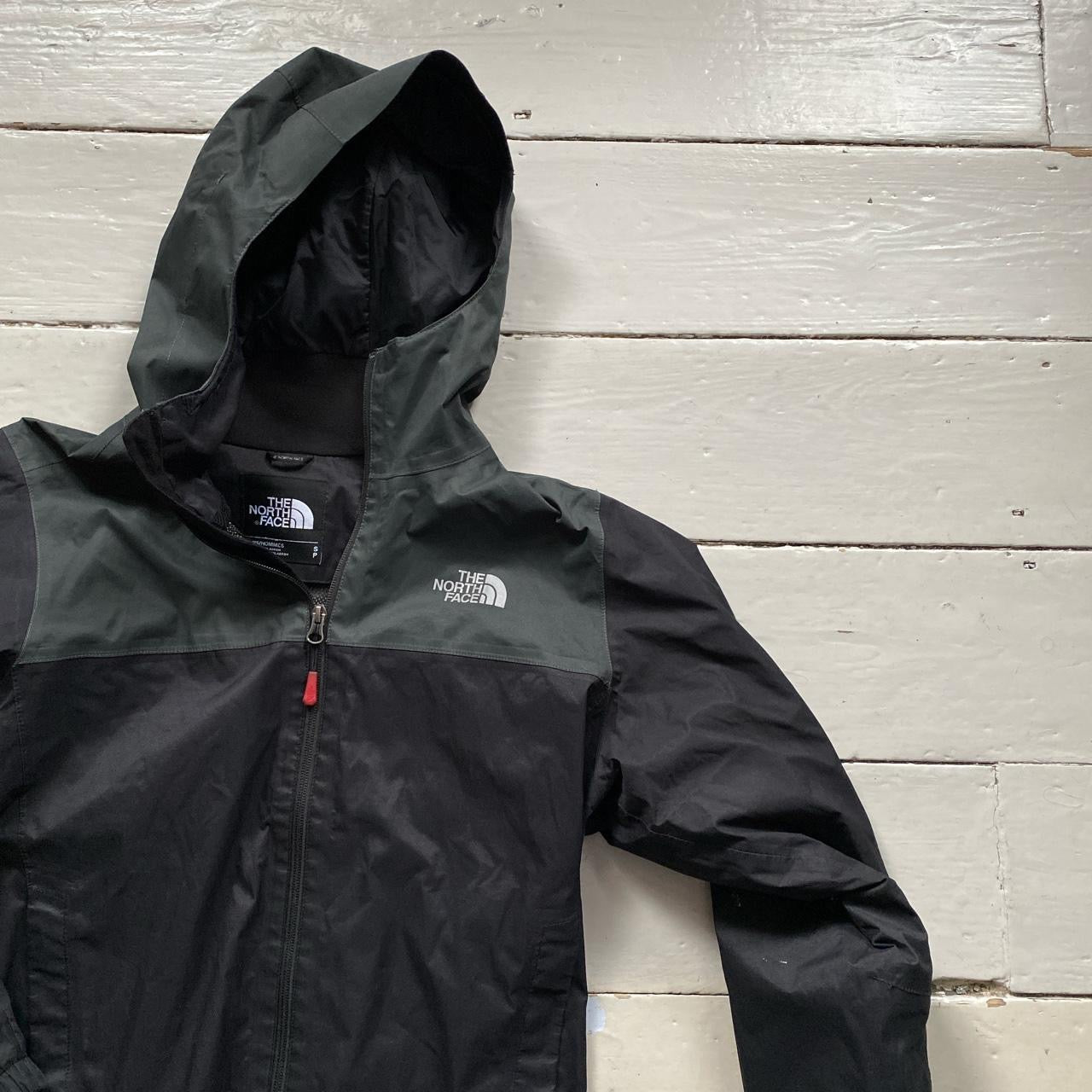The North Face Dryvent Windbreaker (Small)