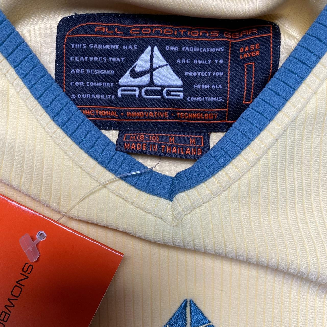Nike ACG Women Long Sleeve T Shirt (M)