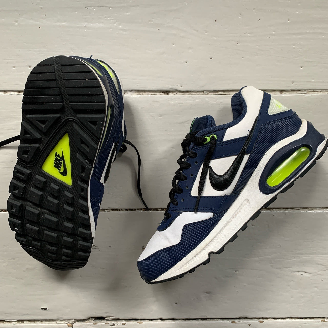 Nike Air Max Navigate (UK 6)