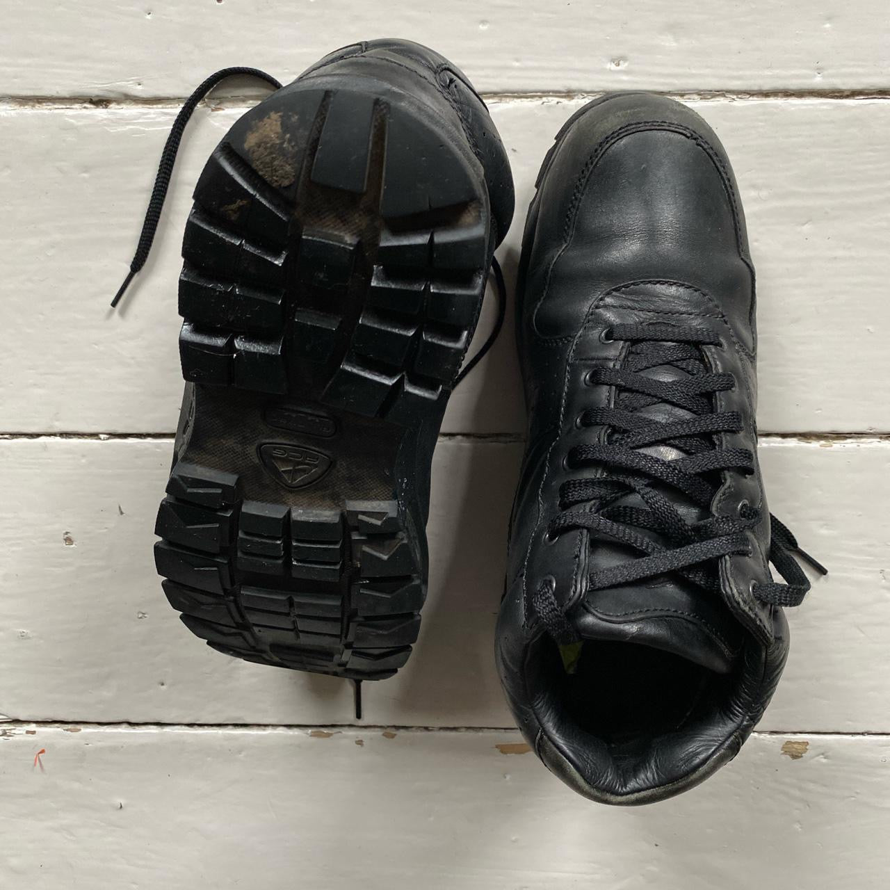 Nike ACG Air Max Goadome Vintage Black Boots (UK 7.5)