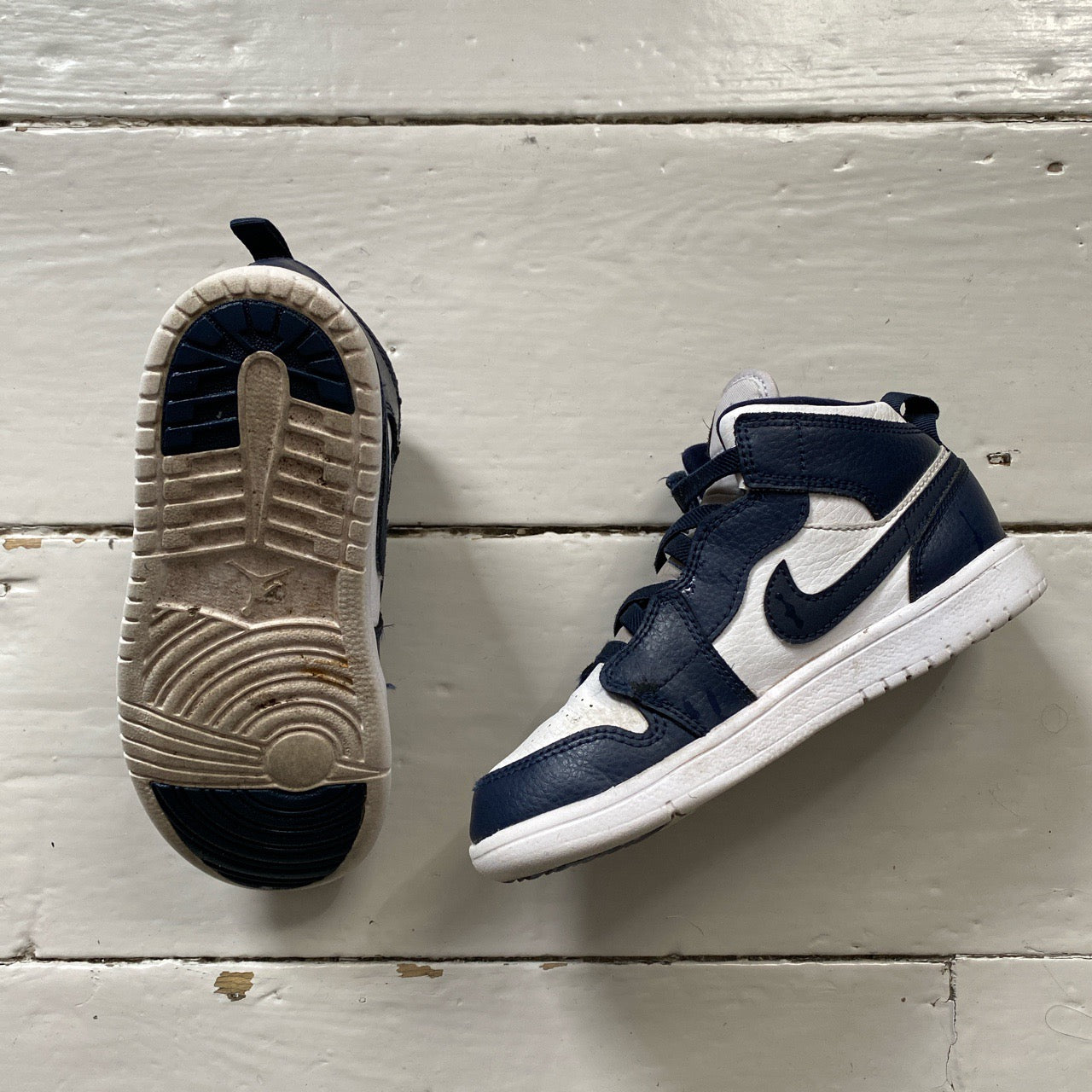 Nike Jordan 1 Kids (UK 12.5)