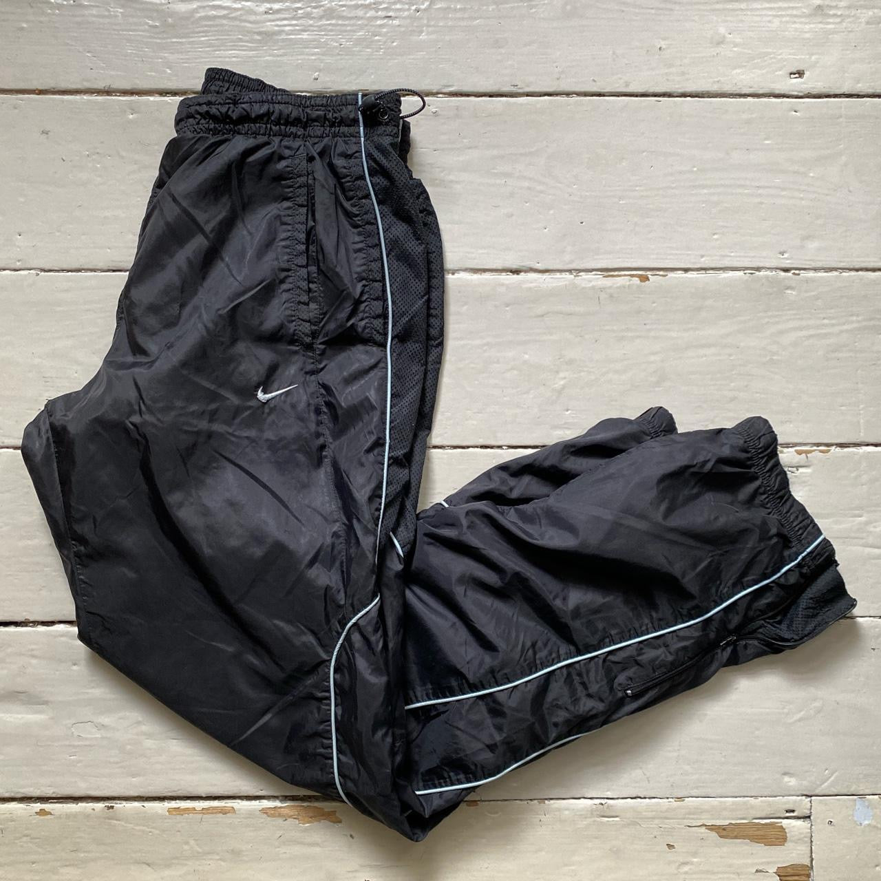 Nike Swoosh Vintage Shell Bottoms (Large)