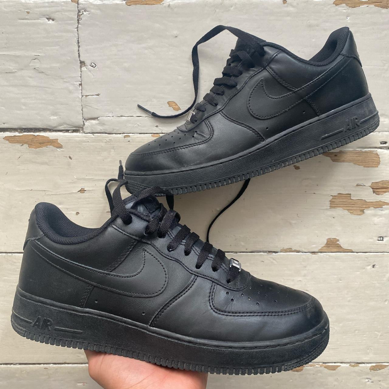 Nike Air Force 1 Black (UK 9)