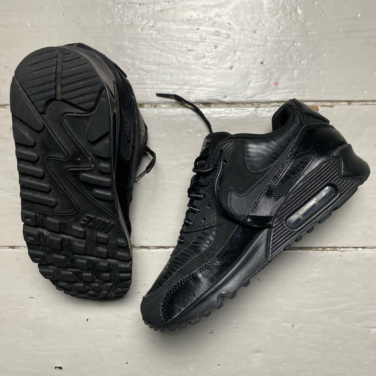 Nike Air Max 90 Zebra (UK 5.5)