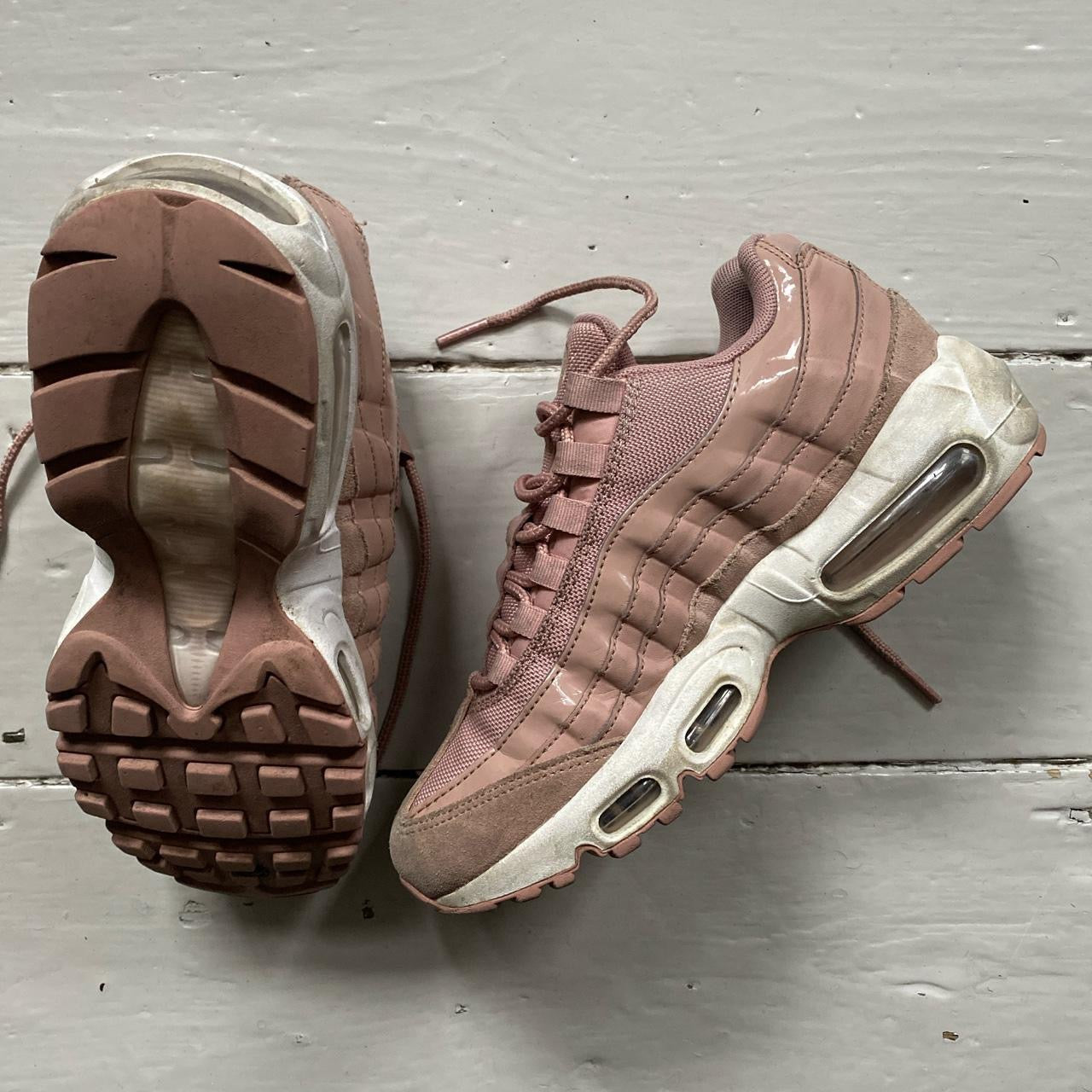 Nike Air Max 95 Pink and White (UK 4.5)