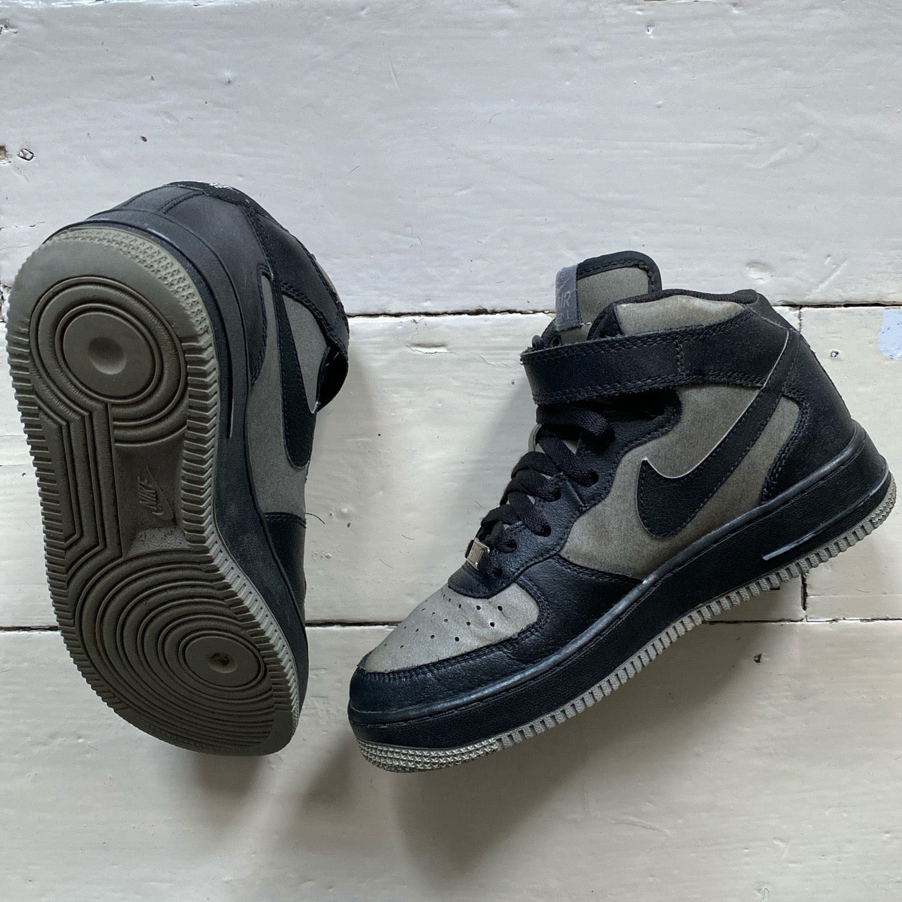 Nike Air Force 1 Mid Vintage 2010 (UK 5.5)
