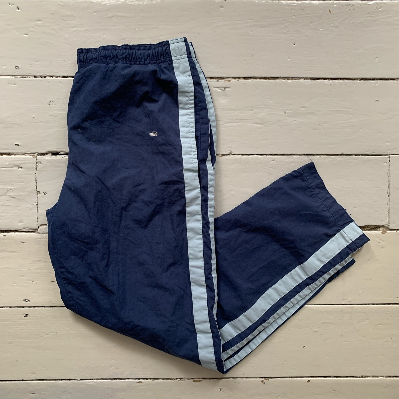 Nike Vintage Shell Bottoms (Large)