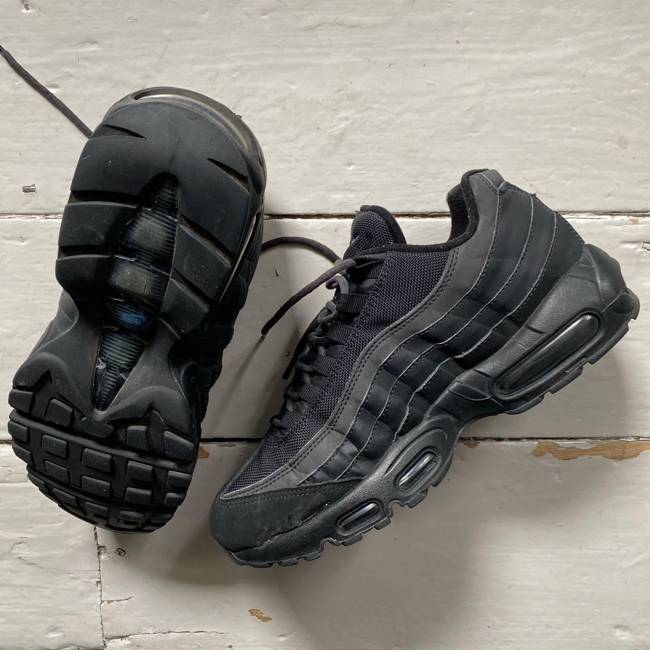 Nike Air Max 95 Anthracite (UK 8)