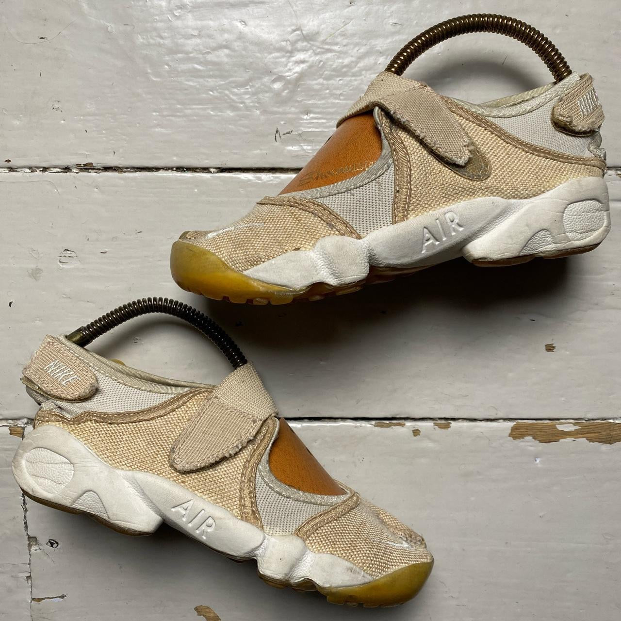 Nike Air Rift 2002 Woven (UK 3.5)