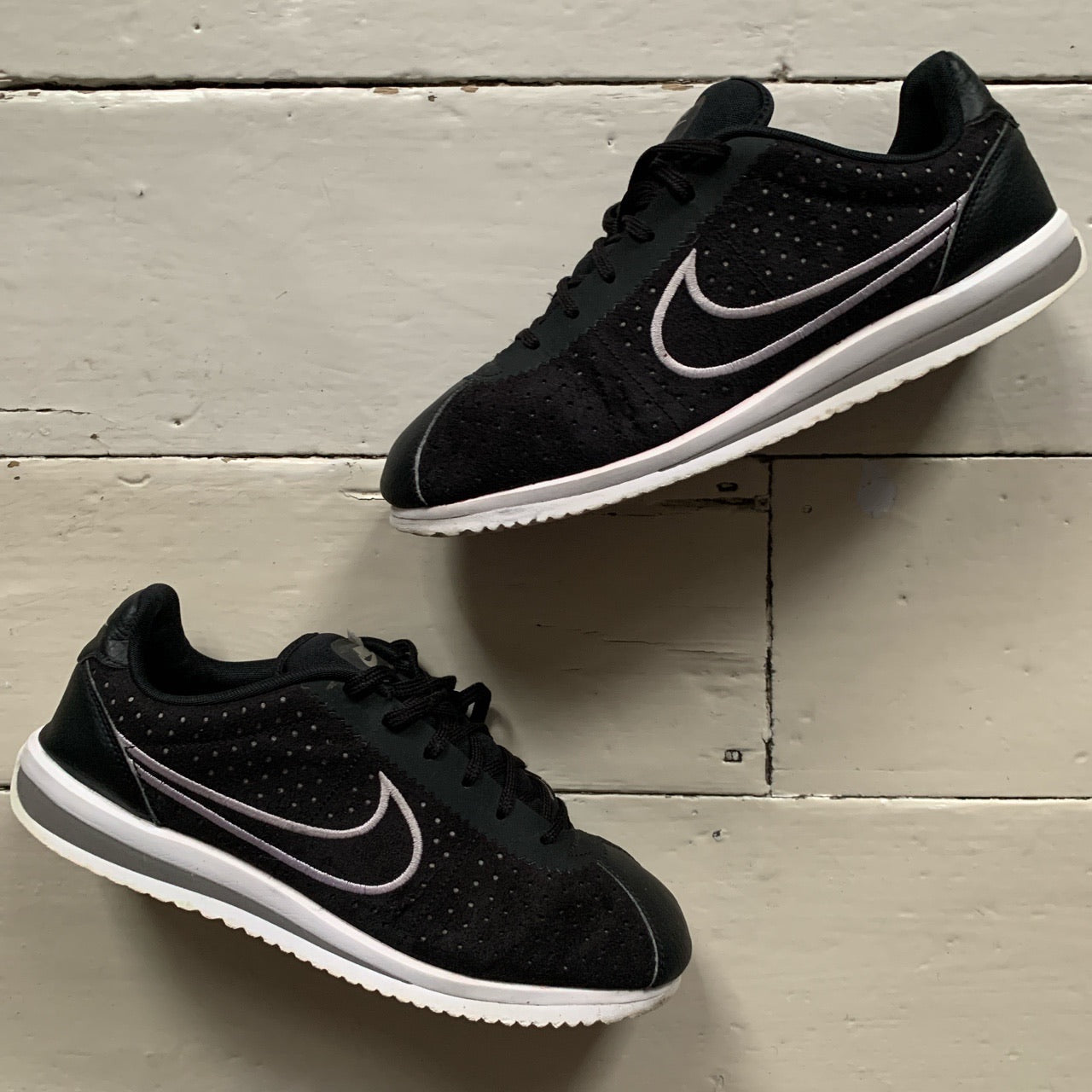 Nike Cortez Ultra Black and White (UK 9)