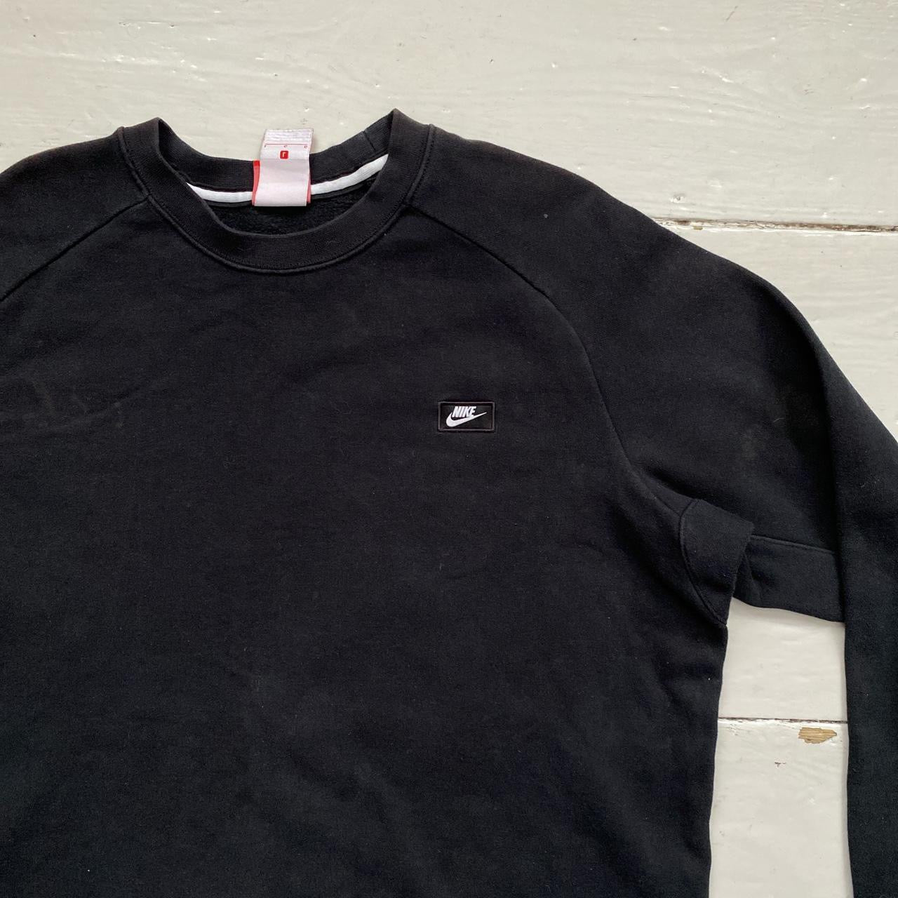 Nike Box Swoosh Black Jumper (Large)