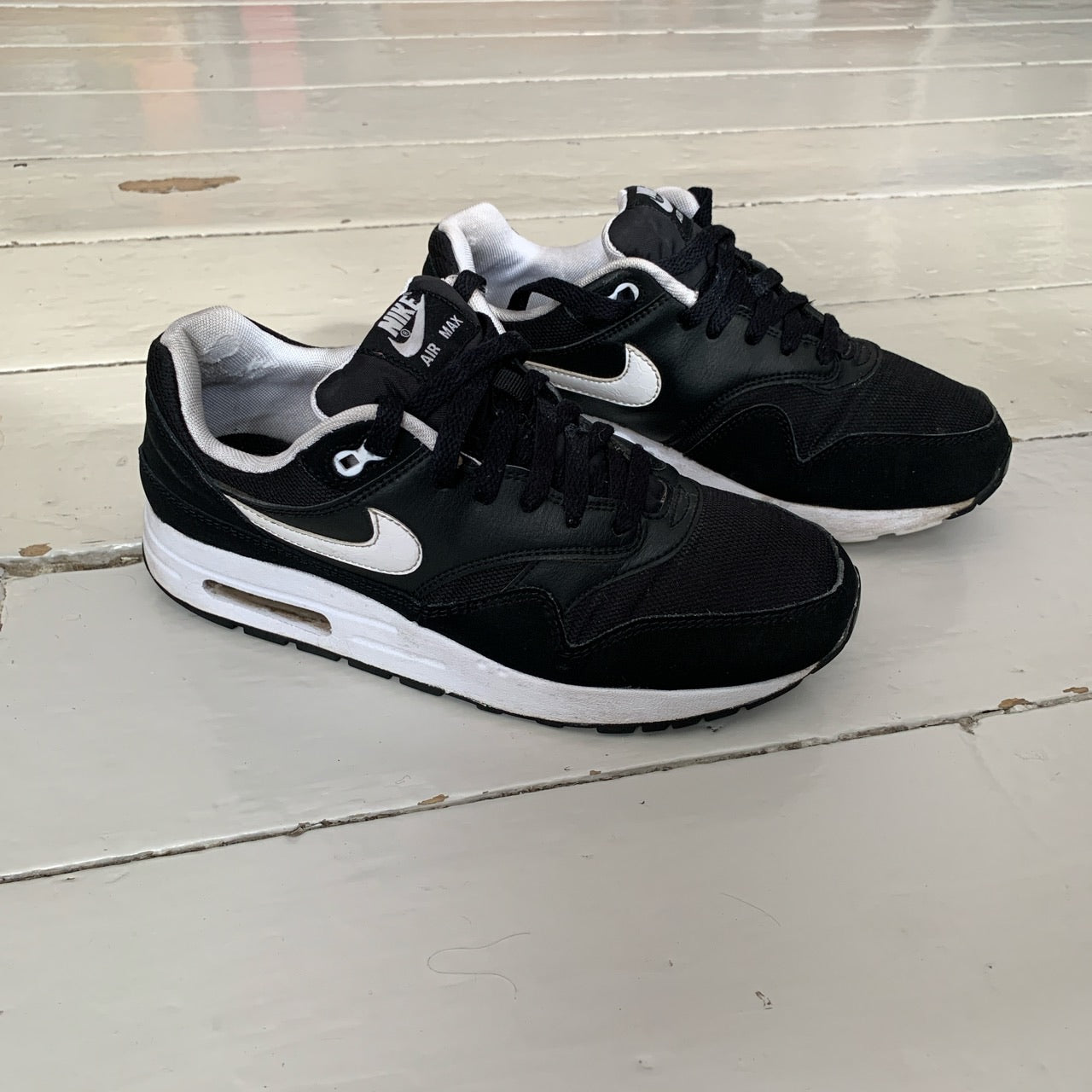Nike Air Max 1 Black and White (UK 6)