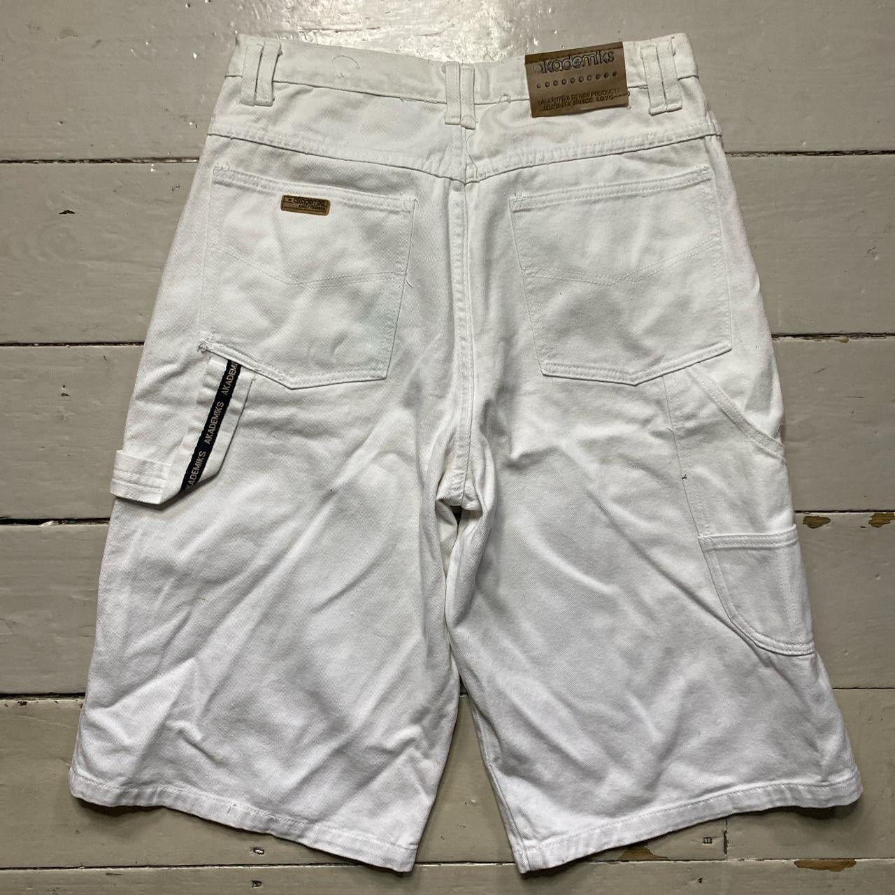 Akademiks Vintage Cargo Jean Shorts (34W)