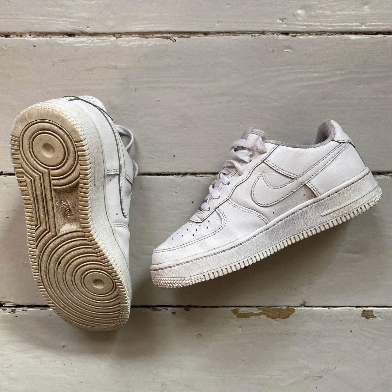 Nike Air Force 1 White (UK 4)