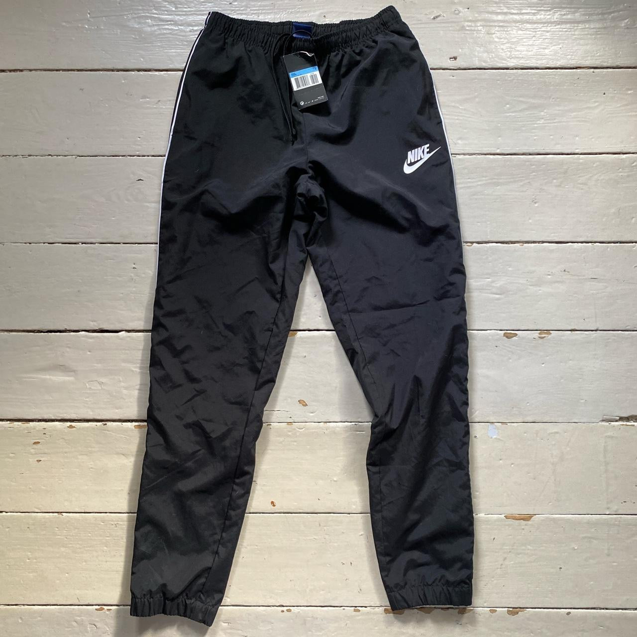 Nike Shell Bottoms Black (Medium)