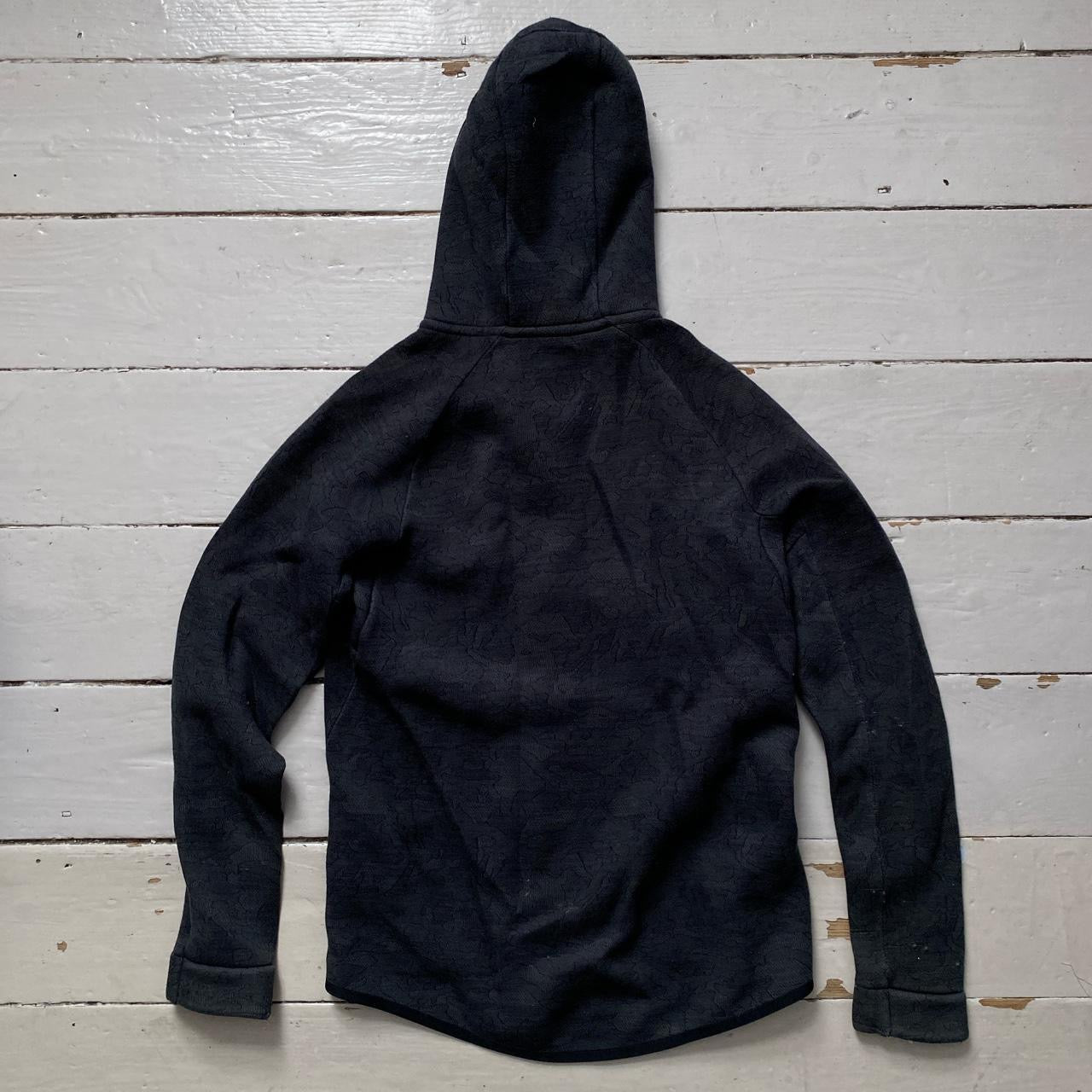 Nike Tech fleece Camo hoodie (Medium)
