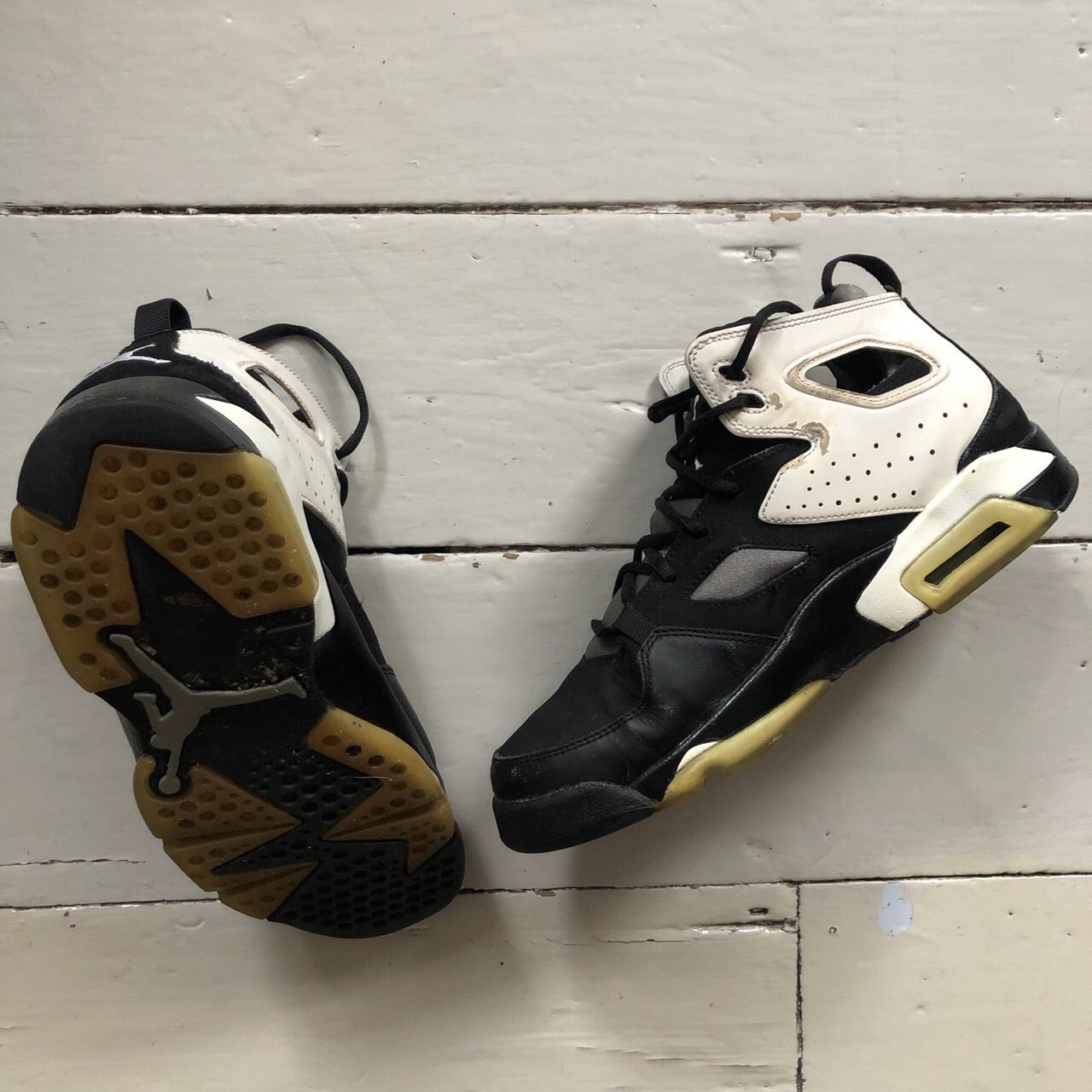 Jordan Flight Club 91 Black and White (UK 7)