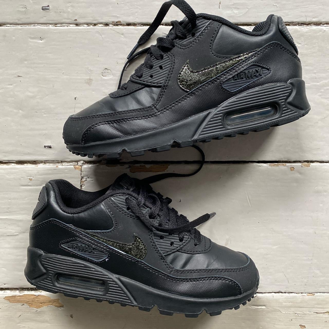 Nike Air Max 90 Black (UK 4.5)