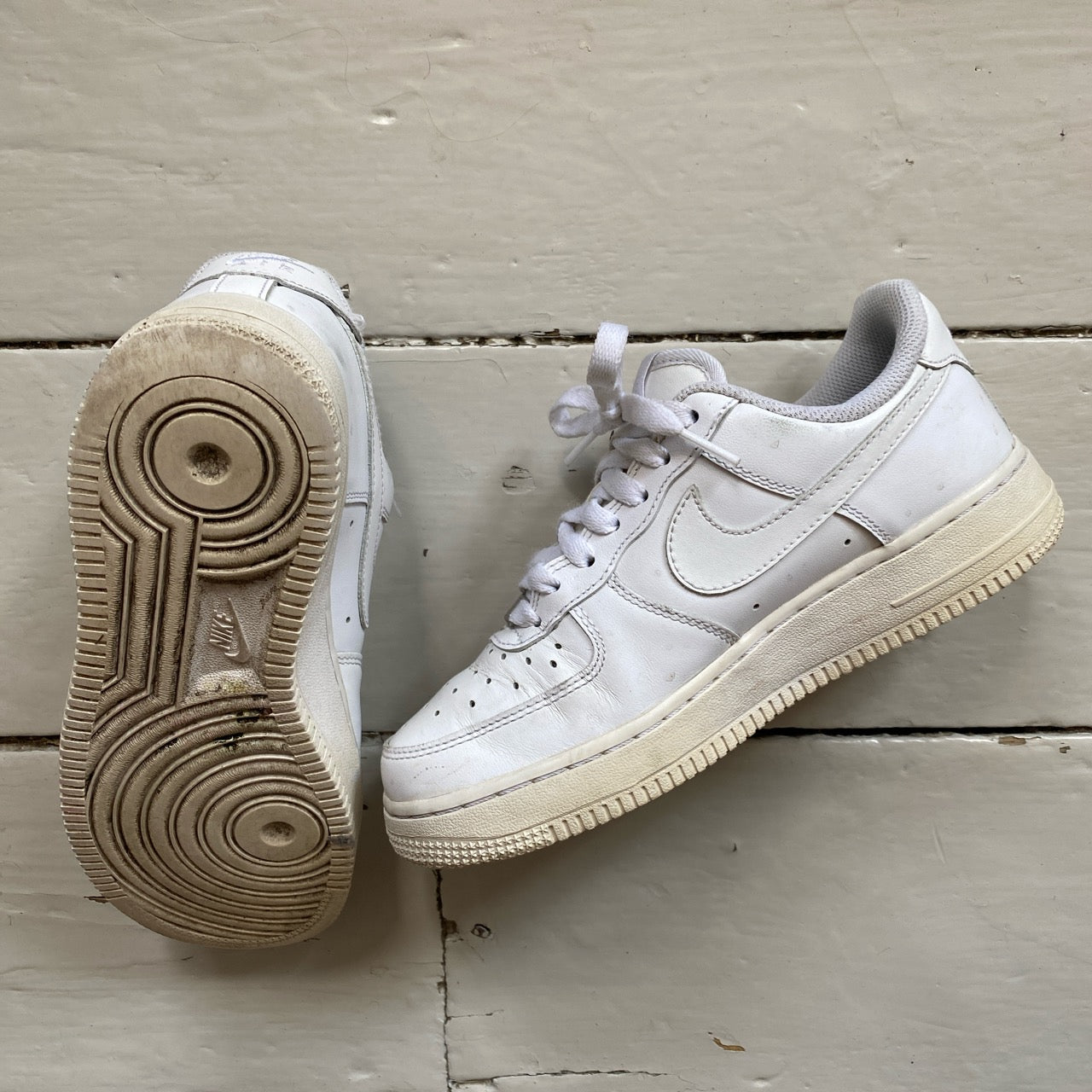 Nike Air Force 1 White (UK 4)