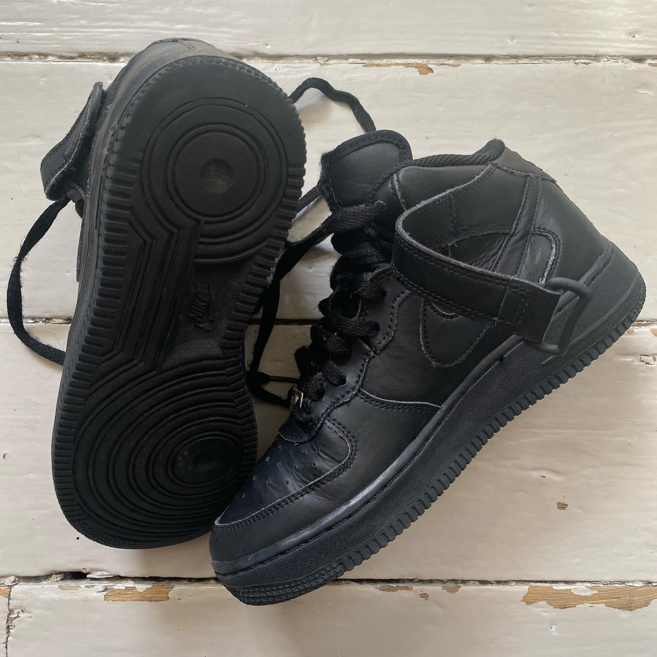Nike Air Force 1 Mid Black (UK 6)