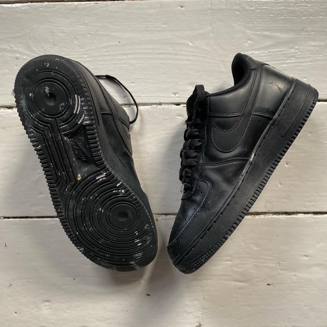 Nike Air Force 1 Black (UK 7)
