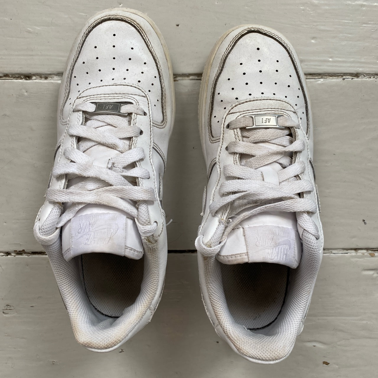 Nike Air Force 1 White (UK 5)