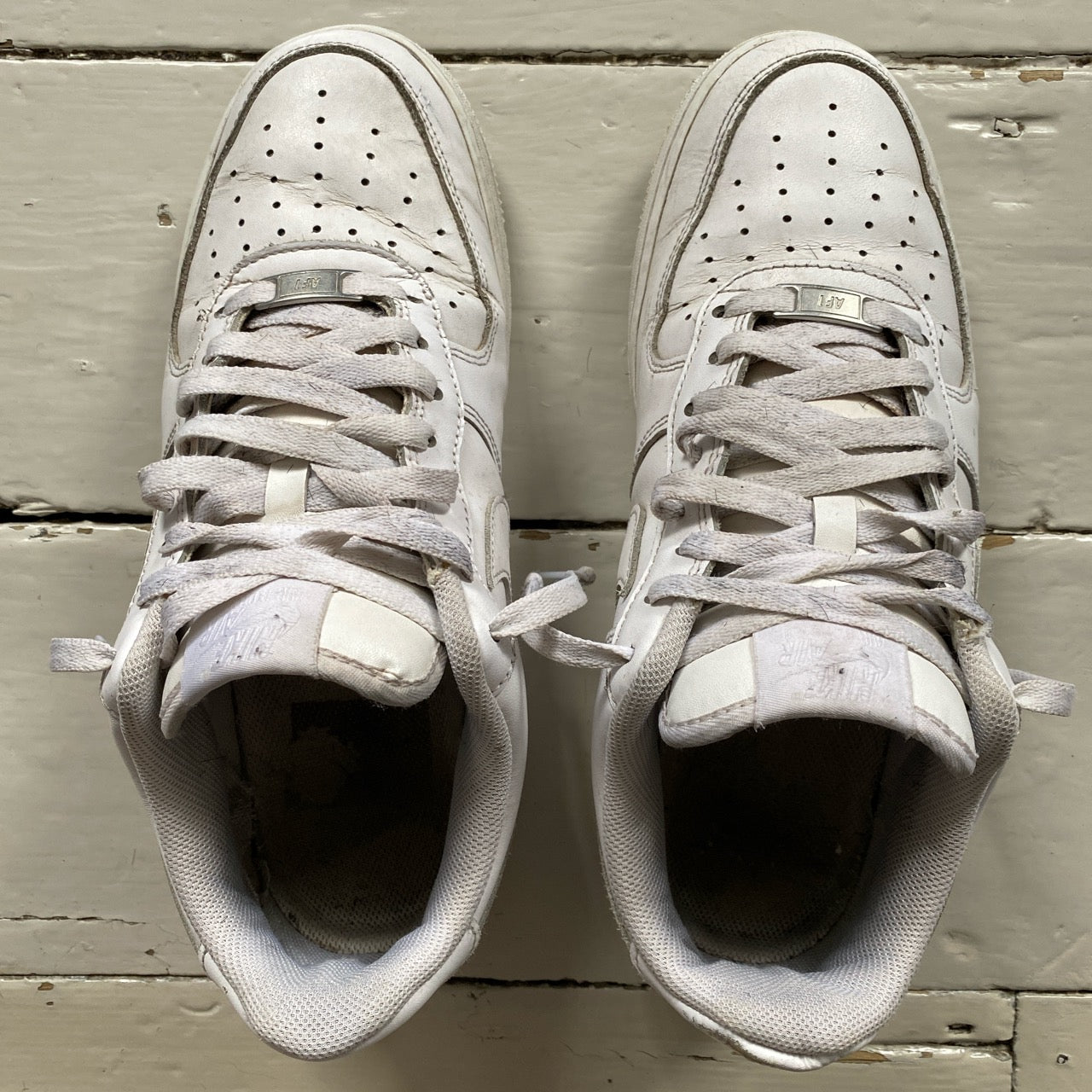 Nike Air Force 1 White (UK 8.5)