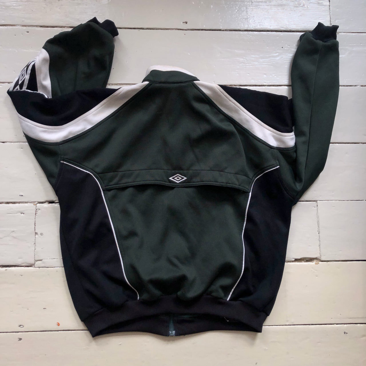 Umbro Zip up Sweater (Large)
