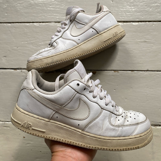 Nike Air Force 1 White (UK 8)